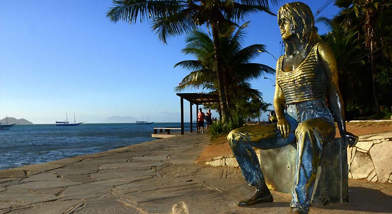 escultura-brigite-bardot